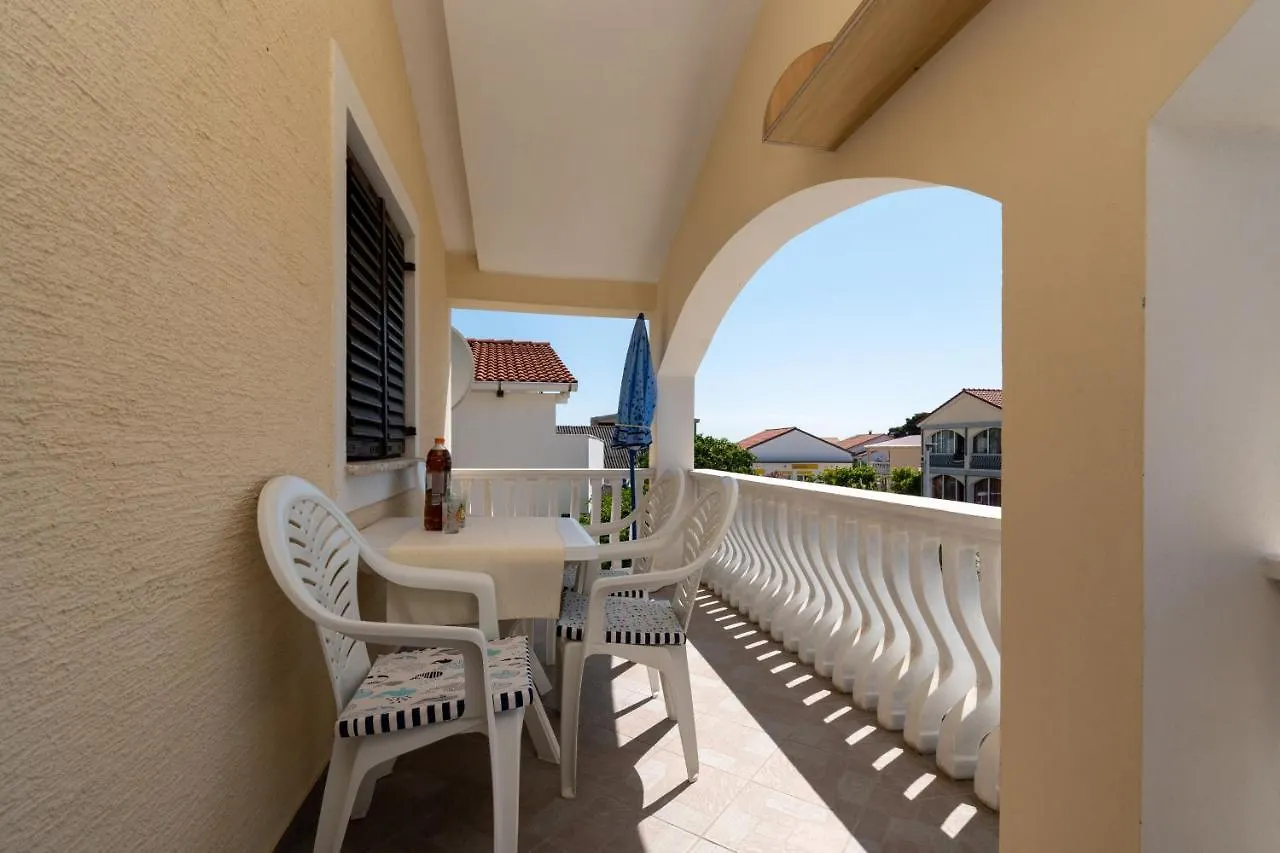 Apartments With A Parking Space Vir - 20147