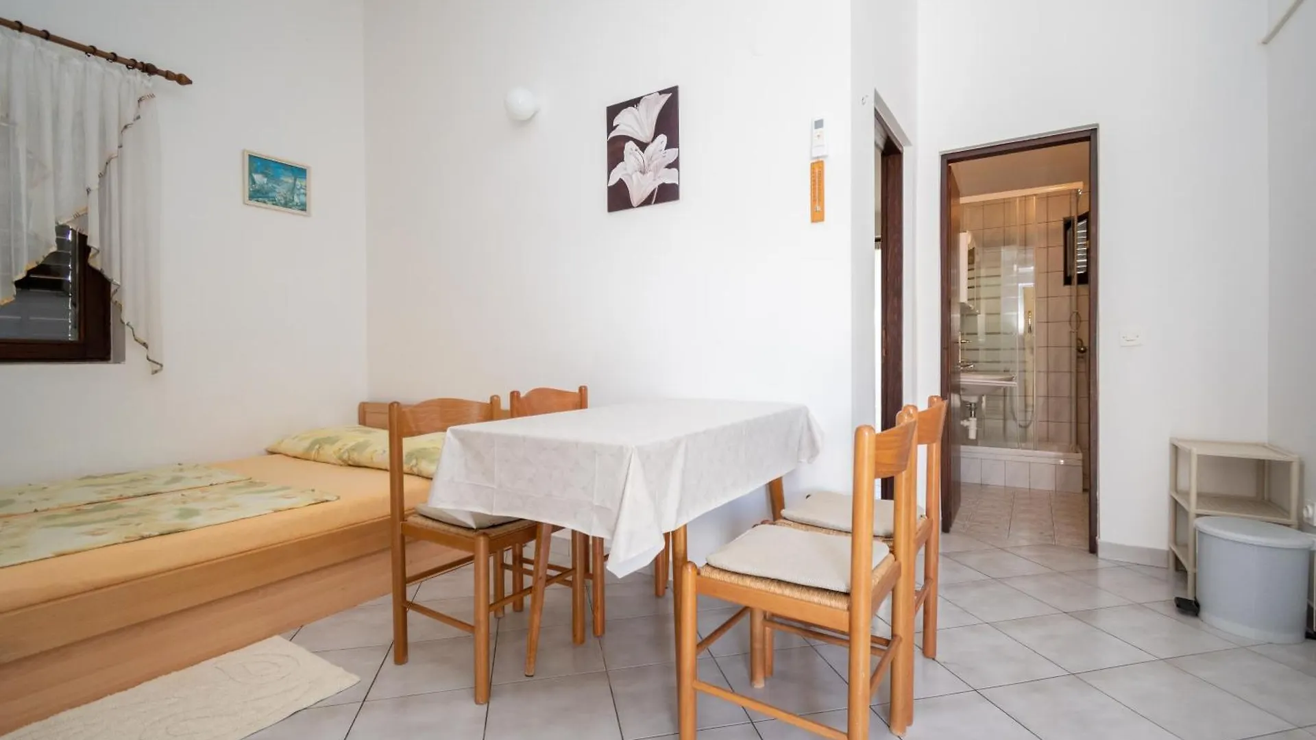 Apartments With A Parking Space Vir - 20147 Croatia